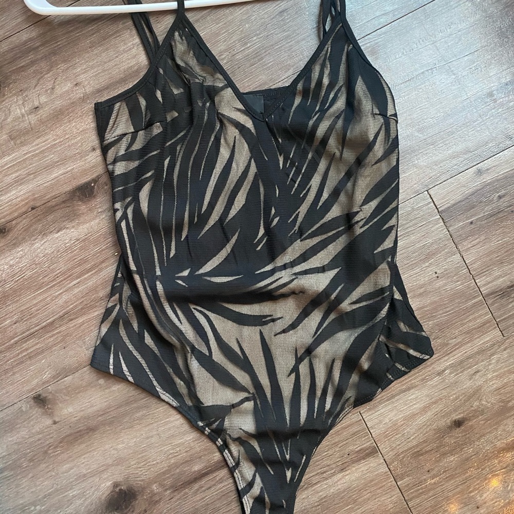 NWT Black Mesh Leaf Print Bodysuit